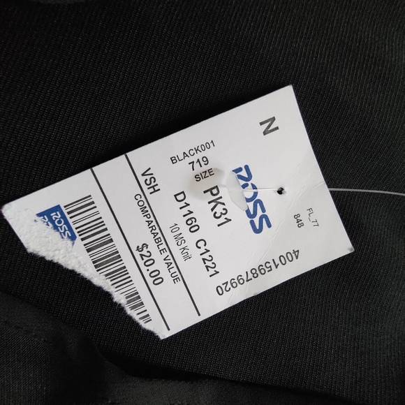 Rhinestone Detail V Neck Short Sleeve Top sz XL - Picture 2 of 7